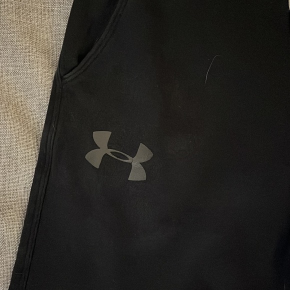 Under Armor sweatpants - Picture 2 of 2